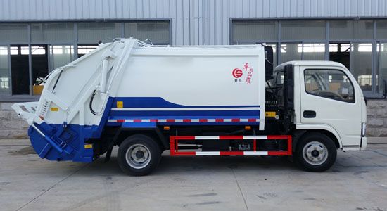 東風(fēng)銳玲5立方壓縮垃圾車(chē)