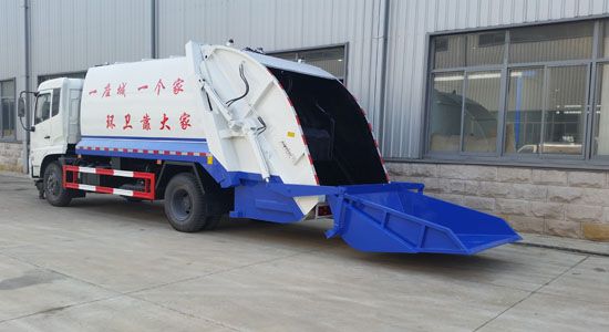 楚勝牌東風(fēng)153容積12立方米壓縮式垃圾車(chē)