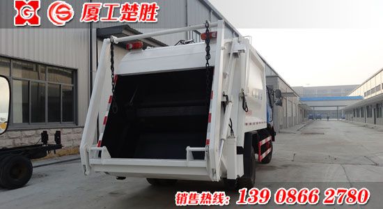 楚勝牌東風(fēng)153容積12立方米壓縮式垃圾車(chē)