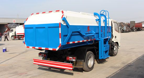 楚勝牌CSC5070ZZZ4型自裝卸式垃圾車(chē)