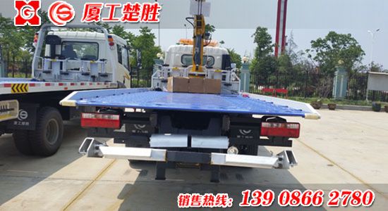 楚勝牌東風(fēng)凱普特3.2噸隨車(chē)吊清障車(chē)