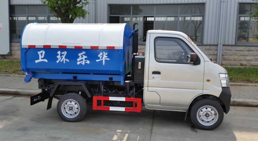 楚勝牌2.5立方米長(zhǎng)安車(chē)廂可卸式垃圾車(chē)